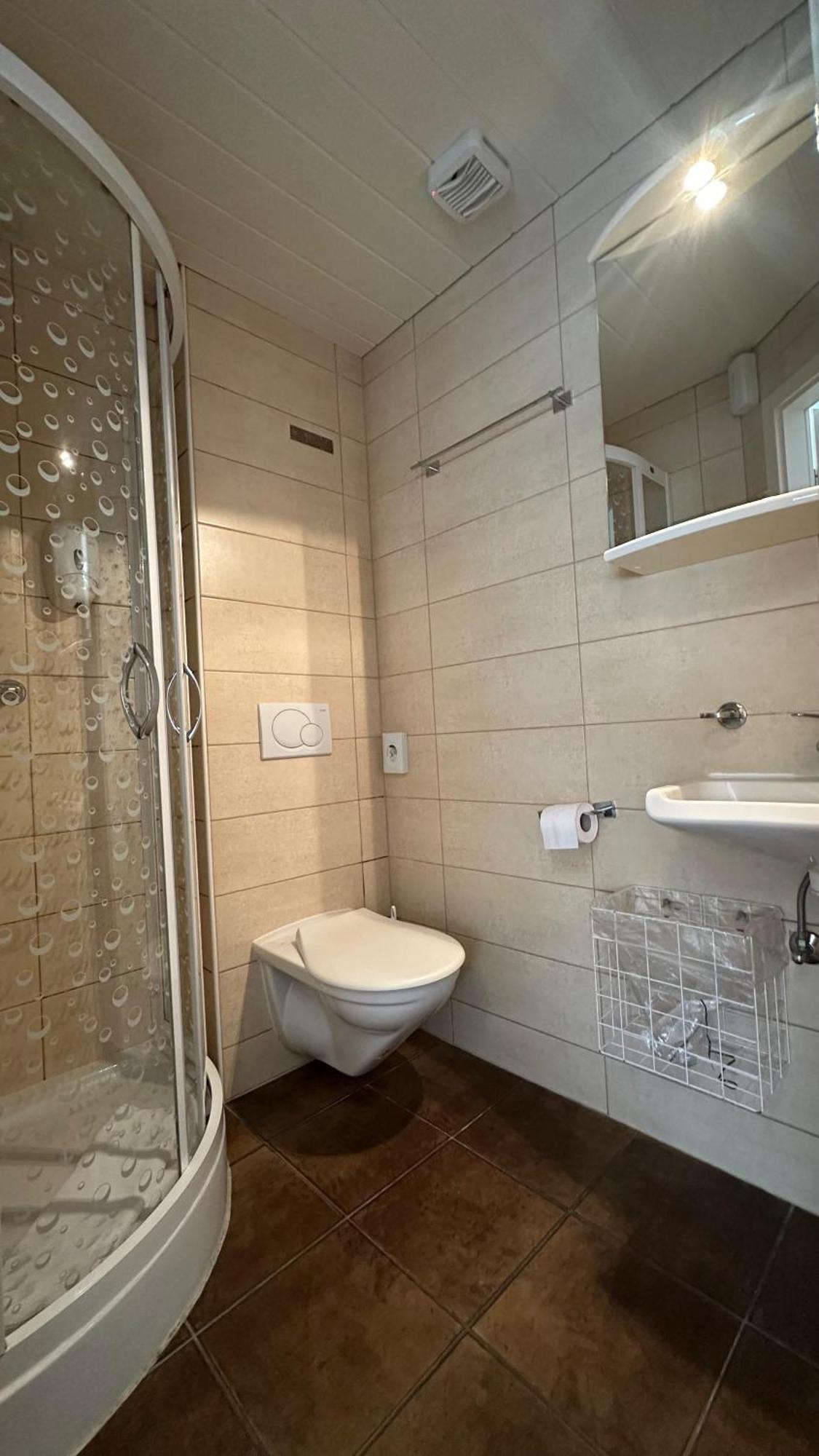 Hotel Du Quai 빌레뉴브 외부 사진