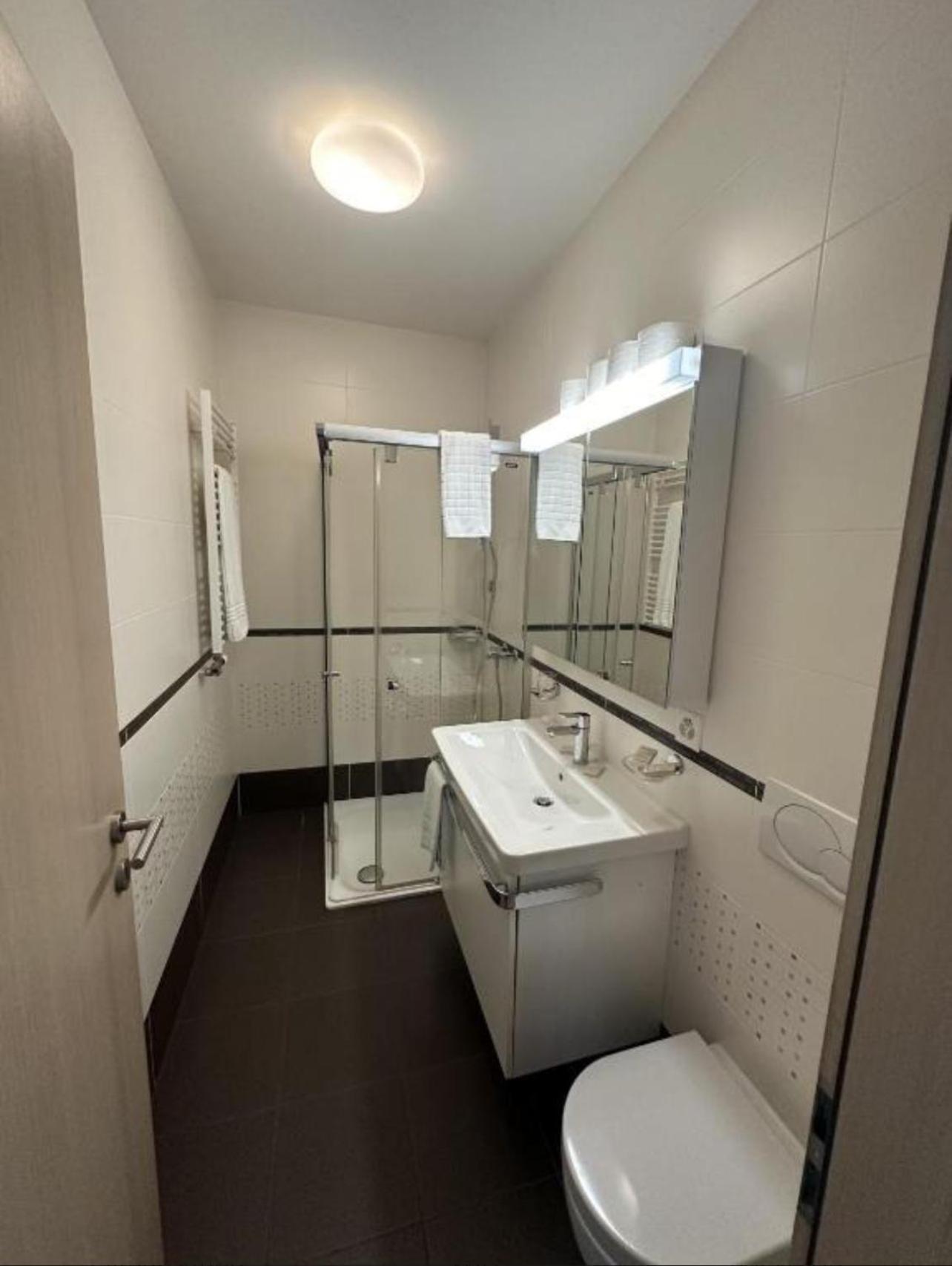 Hotel Du Quai 빌레뉴브 외부 사진